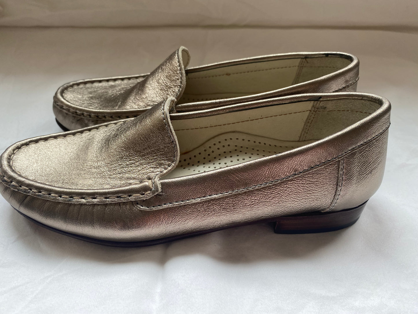 Gold Metallic Leather Ettore Adriano Flats