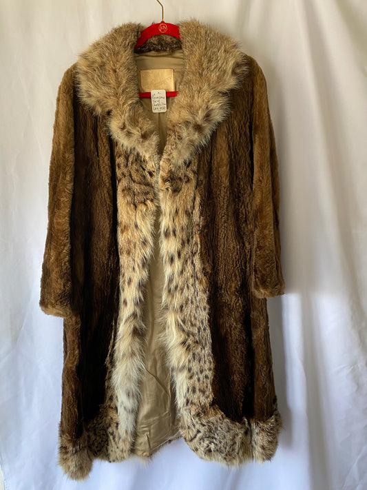 La Renaissance Fur w/Spotted Fox Trim