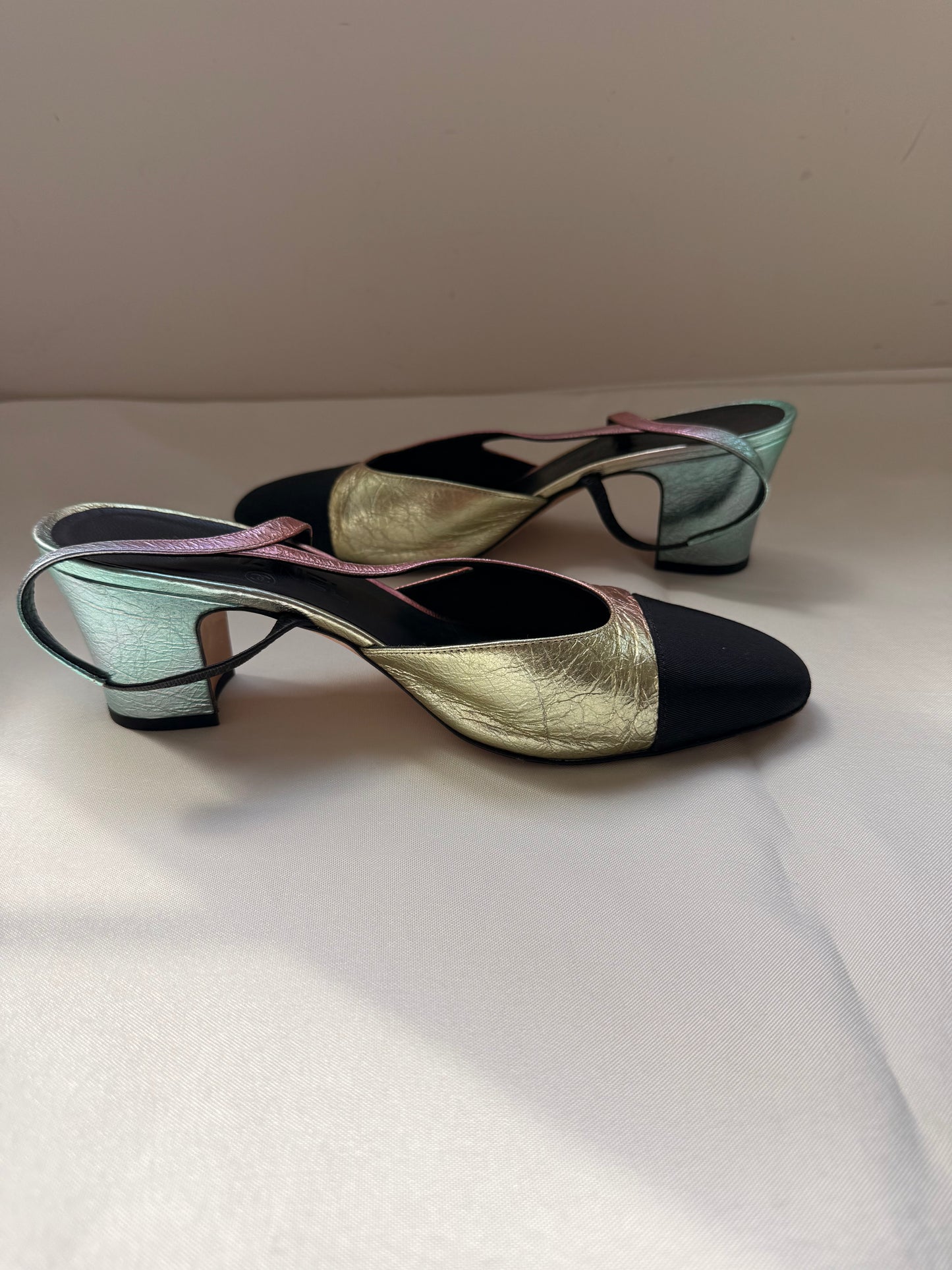 Chanel Multicolor Slingback Heels (38.5)