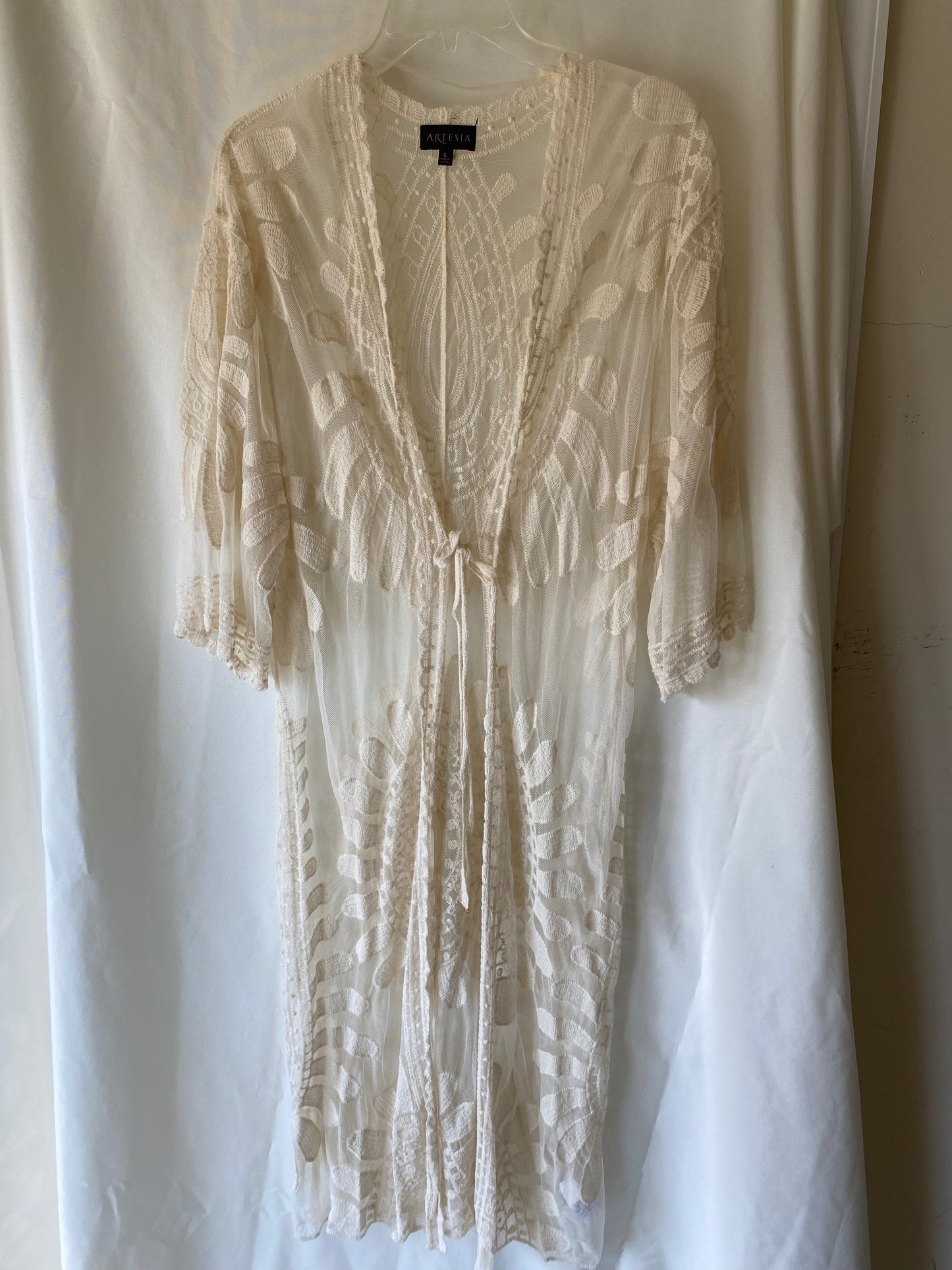 Aritzia Lace Cover Up